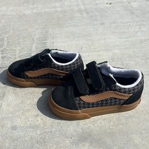 Vans Velcro 5.5 baby toddler.
